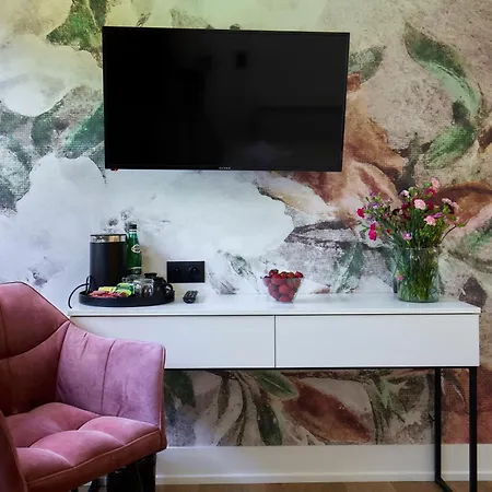 Alojamento de Acomodação e Pequeno-almoço Lesny Dworek - & Gronkow