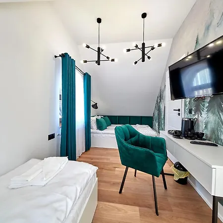 Lesny Dworek - & Gronkow