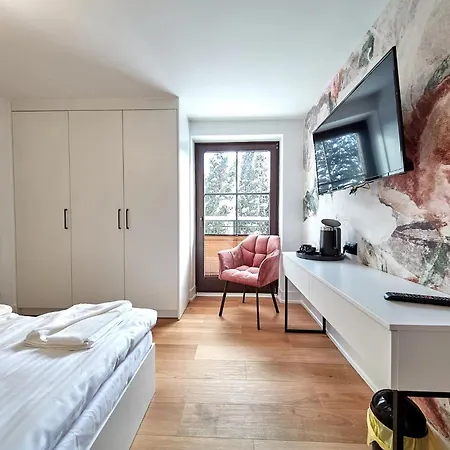 Lesny Dworek - & Gronkow