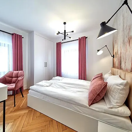 Lesny Dworek - & Gronkow