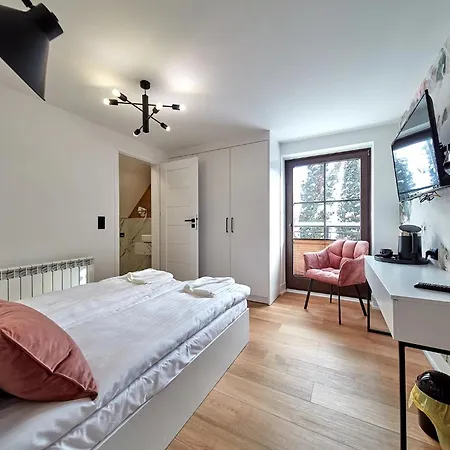 Lesny Dworek - & Gronkow