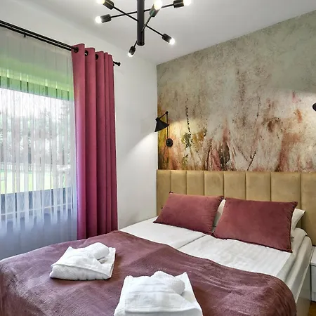 Lesny Dworek - & 住宿加早餐酒店