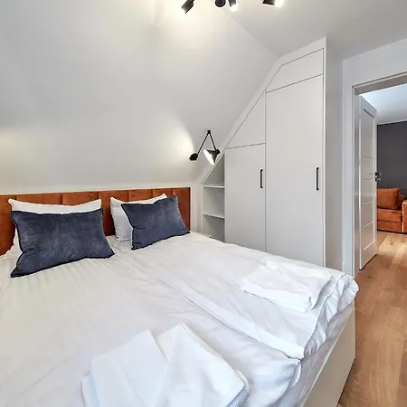 住宿加早餐酒店 Lesny Dworek - &