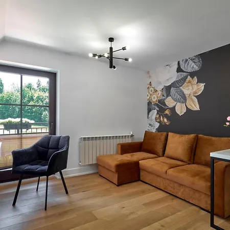 Alojamento de Acomodação e Pequeno-almoço Lesny Dworek - & 3*