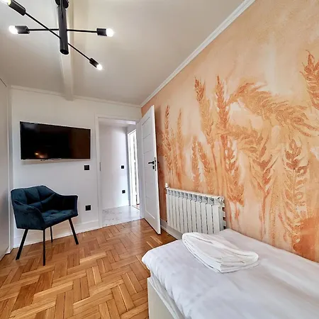 Lesny Dworek - & Gronkow