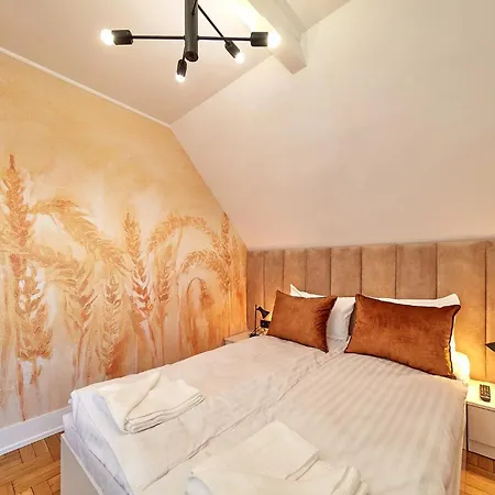 Lesny Dworek - & 3* Gronkow