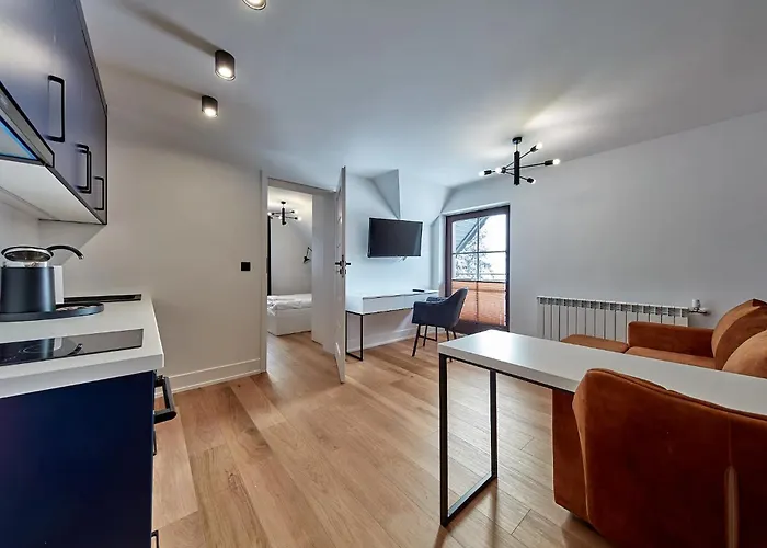 Nocleg ze śniadaniem Leśny Dworek - Pokoje&apartamenty 3*