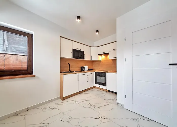 Nocleg ze śniadaniem Leśny Dworek - Pokoje&apartamenty 3*