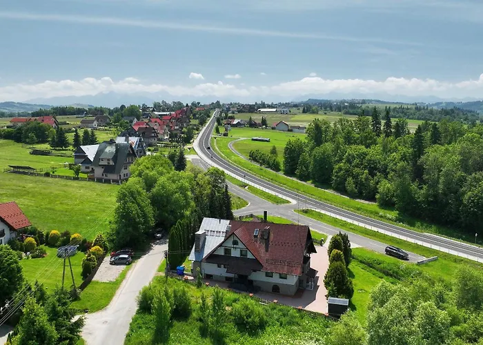 Leśny Dworek - Pokoje&apartamenty 3* Gronkow