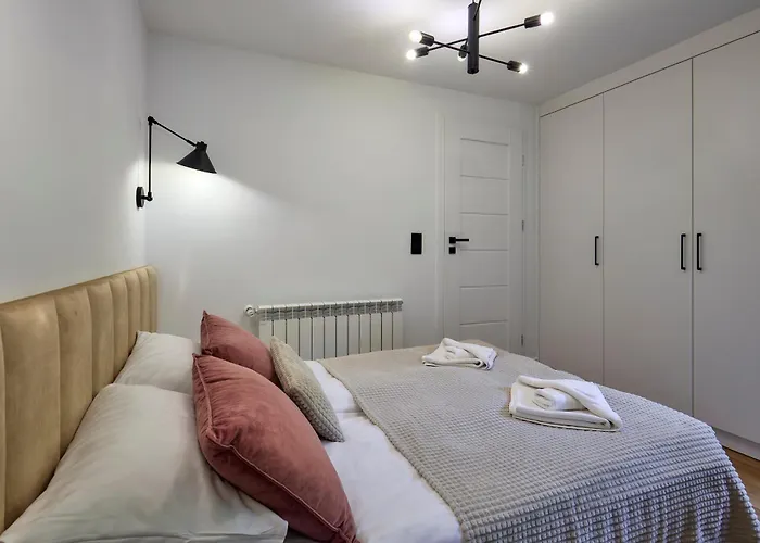 Nocleg ze śniadaniem Leśny Dworek - Pokoje&apartamenty