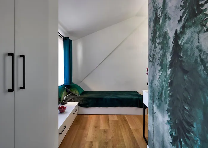 Leśny Dworek - Pokoje&apartamenty Nocleg ze śniadaniem Gronkow