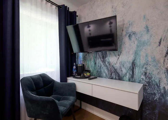 Leśny Dworek - Pokoje&apartamenty 3* Gronkow