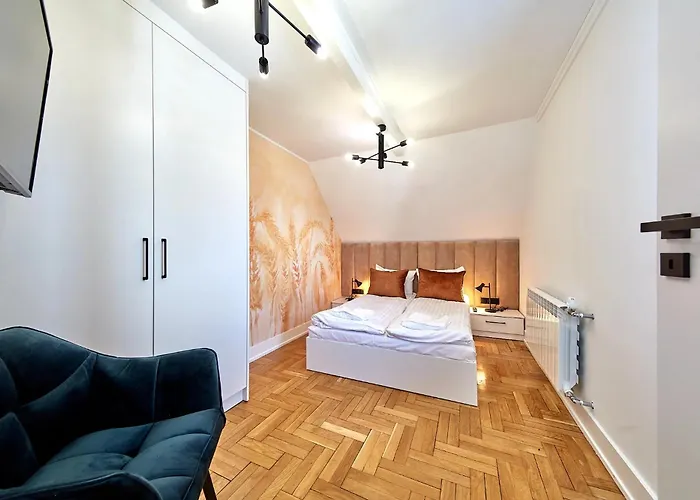 Nocleg ze śniadaniem Leśny Dworek - Pokoje&apartamenty