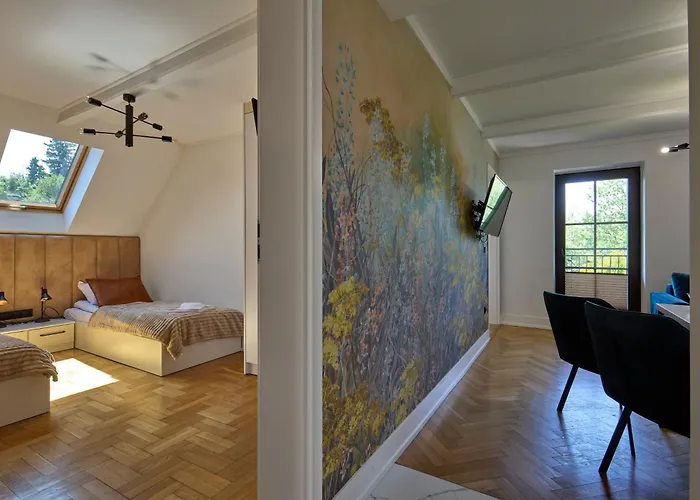 Leśny Dworek - Pokoje&apartamenty 3* Gronkow