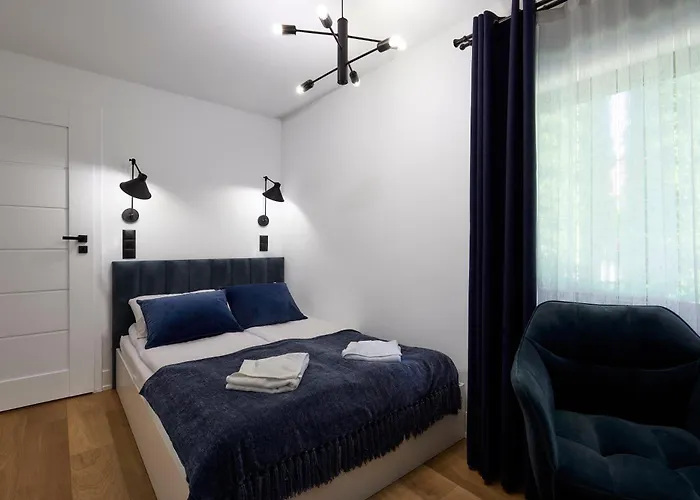 Leśny Dworek - Pokoje&apartamenty Nocleg ze śniadaniem Gronkow