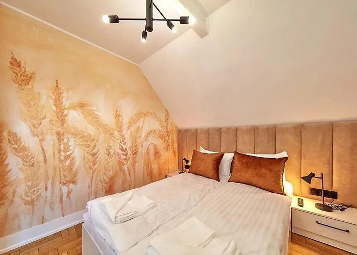 Leśny Dworek - Pokoje&apartamenty 3* Gronkow