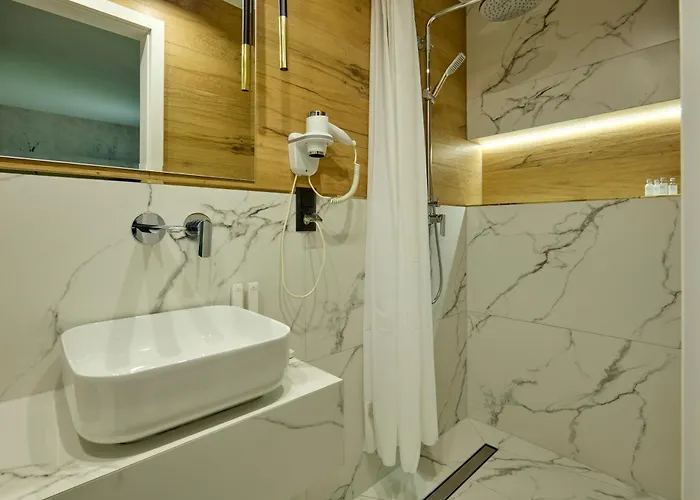 Nocleg ze śniadaniem Leśny Dworek - Pokoje&apartamenty