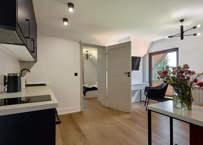 Leśny Dworek - Pokoje&apartamenty Nocleg ze śniadaniem Gronkow