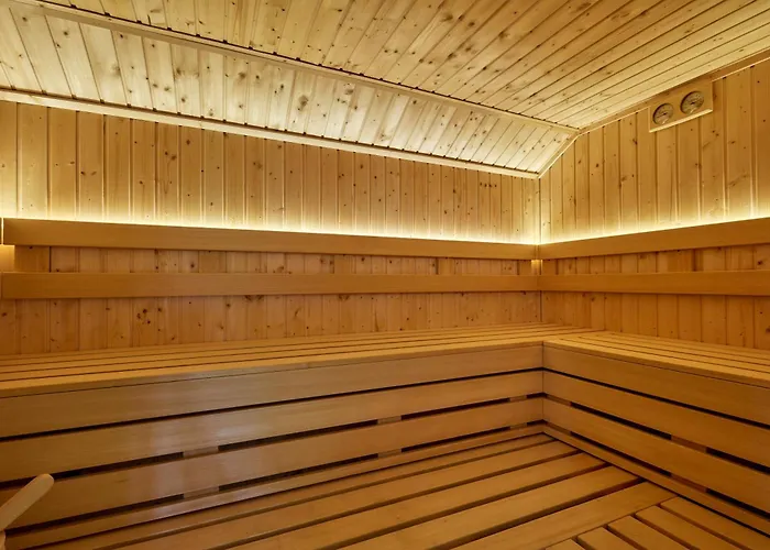 Leśny Dworek - Pokoje&apartamenty Nocleg ze śniadaniem